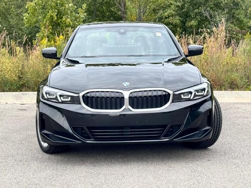 2024 BMW 330 i xDrive