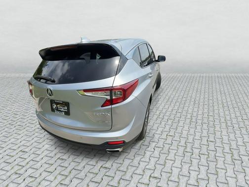 Lunar Silver Metallic 2022 Acura RDX Technology Package