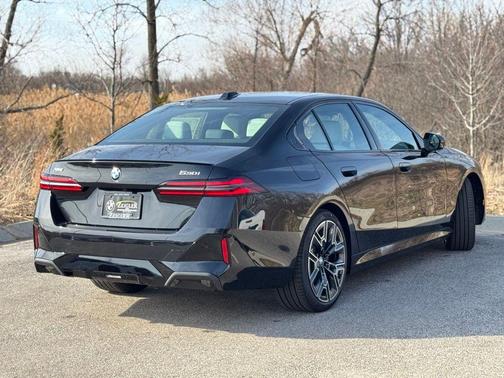 2026 BMW 530 i xDrive