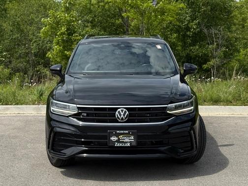 2022 Volkswagen Tiguan 2.0T SE R-Line Black