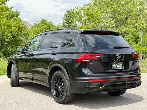 2022 Volkswagen Tiguan 2.0T SE R-Line Black