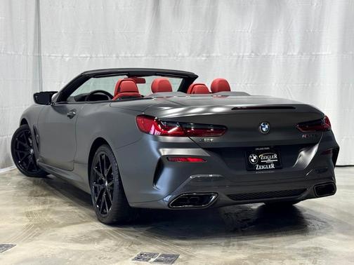 2026 BMW M850 i xDrive