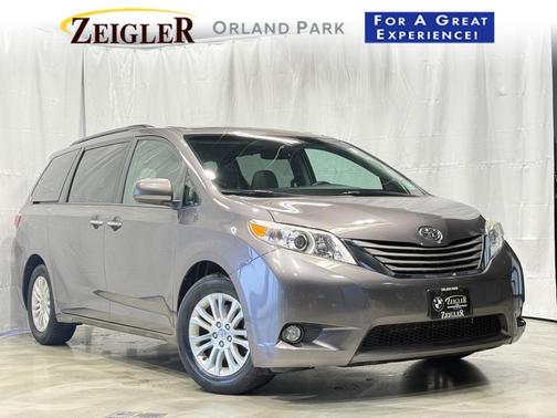 2015 Toyota Sienna XLE