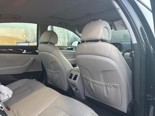 2017 Hyundai SONATA Limited