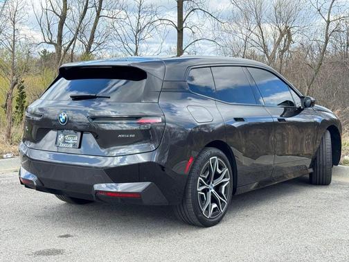 Dark Graphite Metallic 2023 BMW iX xDrive50