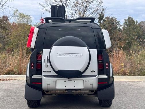 2020 Land Rover Defender 110 First Edition