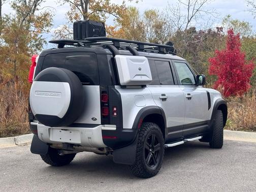 2020 Land Rover Defender 110 First Edition