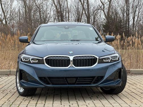 2026 BMW 330 I XDrive NA