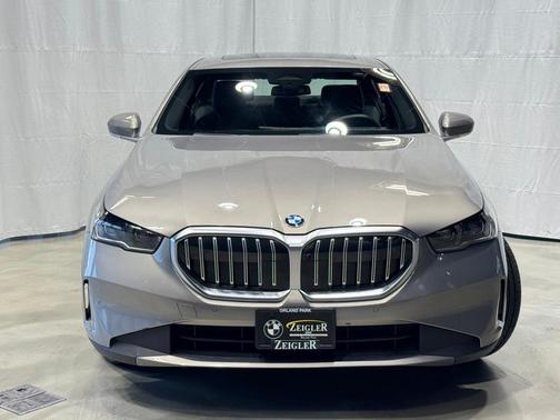 2024 BMW 530 i xDrive