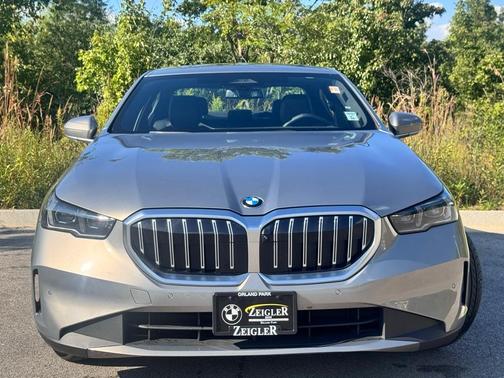 2024 BMW 530 i xDrive