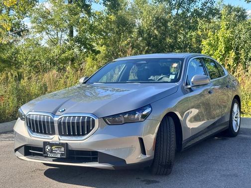 2024 BMW 530 i xDrive