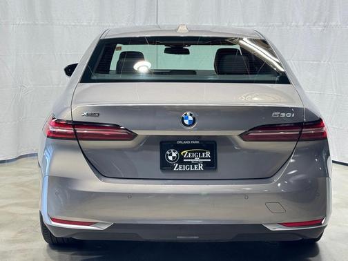 2024 BMW 530 i xDrive