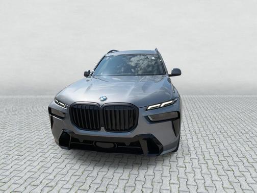 Gray Metallic 2027 BMW X7 xDrive40i