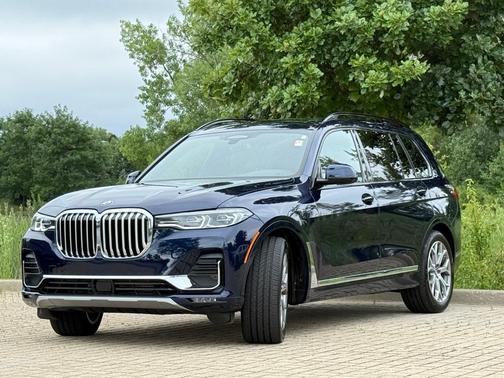 2022 BMW X7 xDrive40i