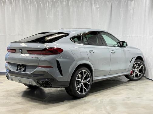 2026 BMW X6 M60i