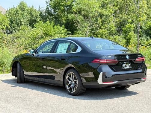 2026 BMW i5 xDrive40