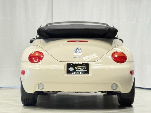 2005 Volkswagen New Beetle GLS 1.8T