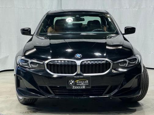 2023 BMW 330 i xDrive