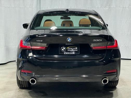 2023 BMW 330 i xDrive