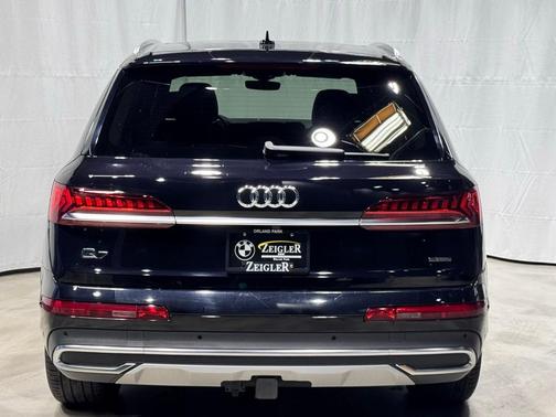 2021 Audi Q7 45 Premium