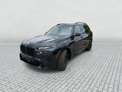Carbon Black Metallic 2027 BMW X7 xDrive40i