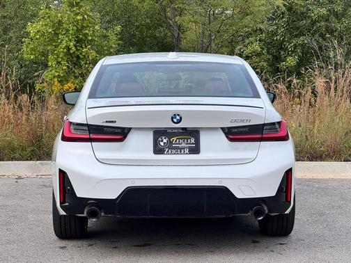 2025 BMW 330 i xDrive