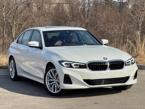2023 BMW 330 i xDrive