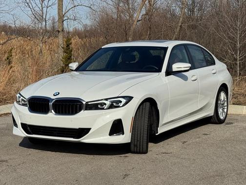 2023 BMW 330 i xDrive