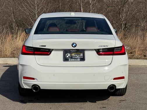 2023 BMW 330 i xDrive