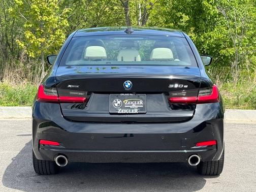 2023 BMW 330e xDrive