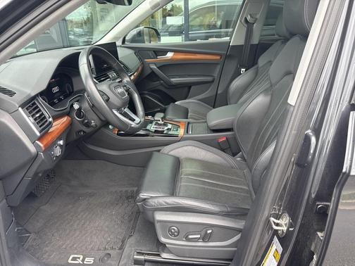2021 Audi Q5 45 Prestige
