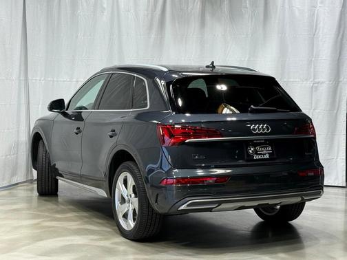 2021 Audi Q5 45 Prestige