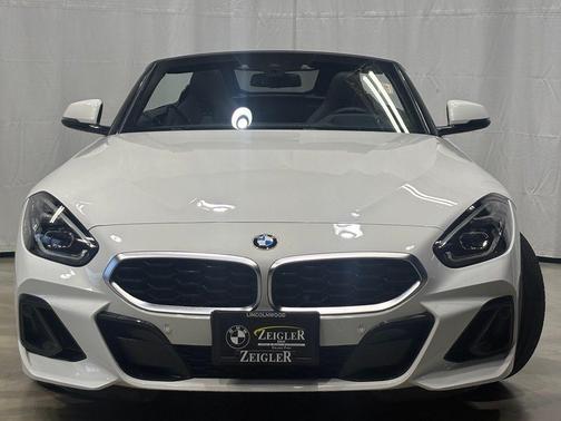 Alpine White 2026 BMW Z4 sDrive30i