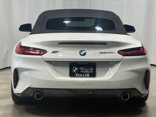 Alpine White 2026 BMW Z4 sDrive30i
