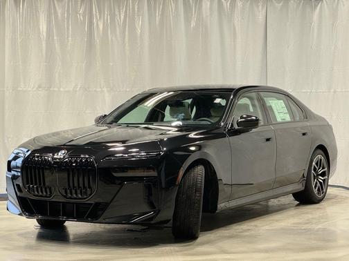 2026 BMW 760 760i xDrive