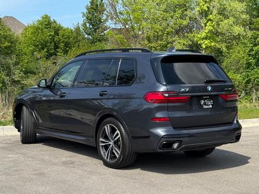 2022 BMW X7 xDrive40i