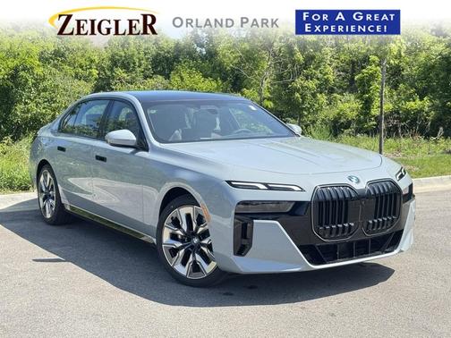 2025 BMW 760 760i xDrive