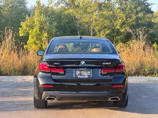 2022 BMW 530 i xDrive