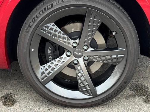 2024 Genesis GV70 2.5T