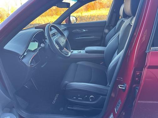 2024 Genesis GV70 2.5T