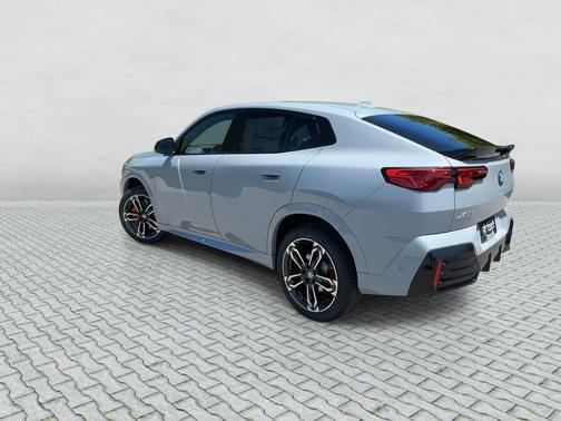 Gray Metallic 2026 BMW X2 xDrive28i