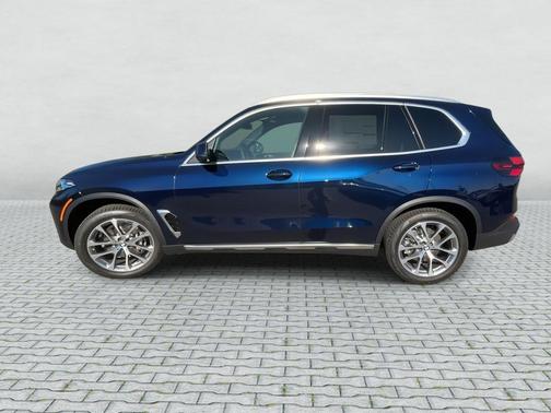 Tanzanite Blue II Metallic 2026 BMW X5 xDrive40i