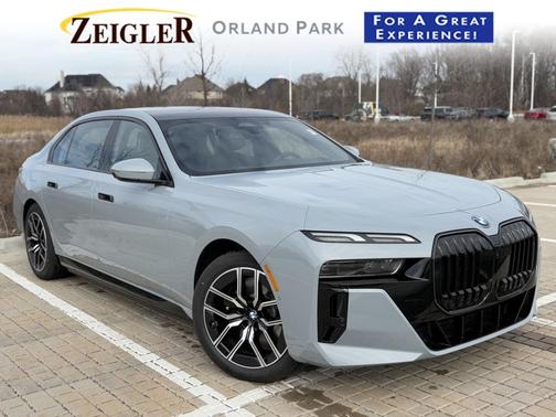 2025 BMW 750e xDrive