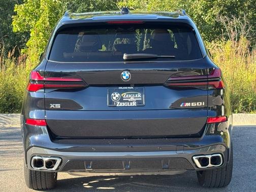 2026 BMW X5 M60i