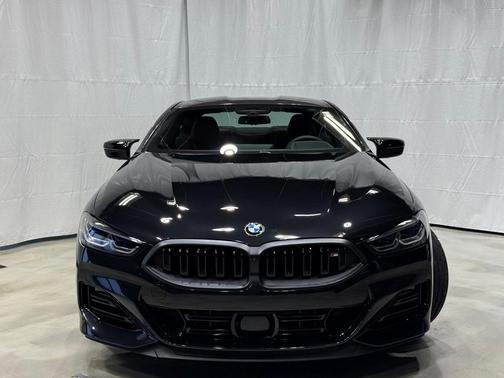 2026 BMW M850 i xDrive