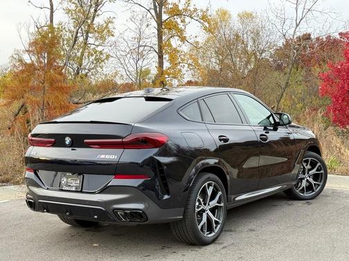 2026 BMW X6 M60i