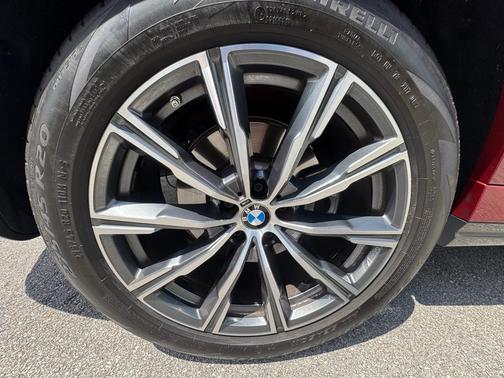 2023 BMW X6 xDrive40i