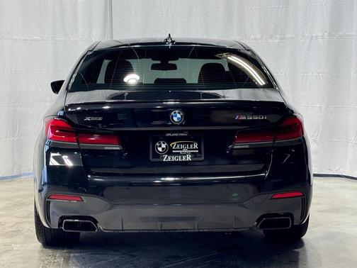 2023 BMW M550 i xDrive