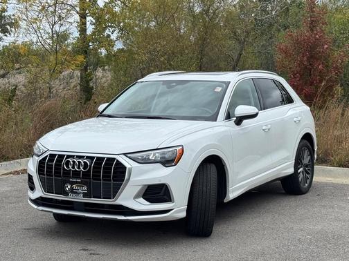 2022 Audi Q3 40 Premium