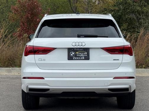 2022 Audi Q3 40 Premium